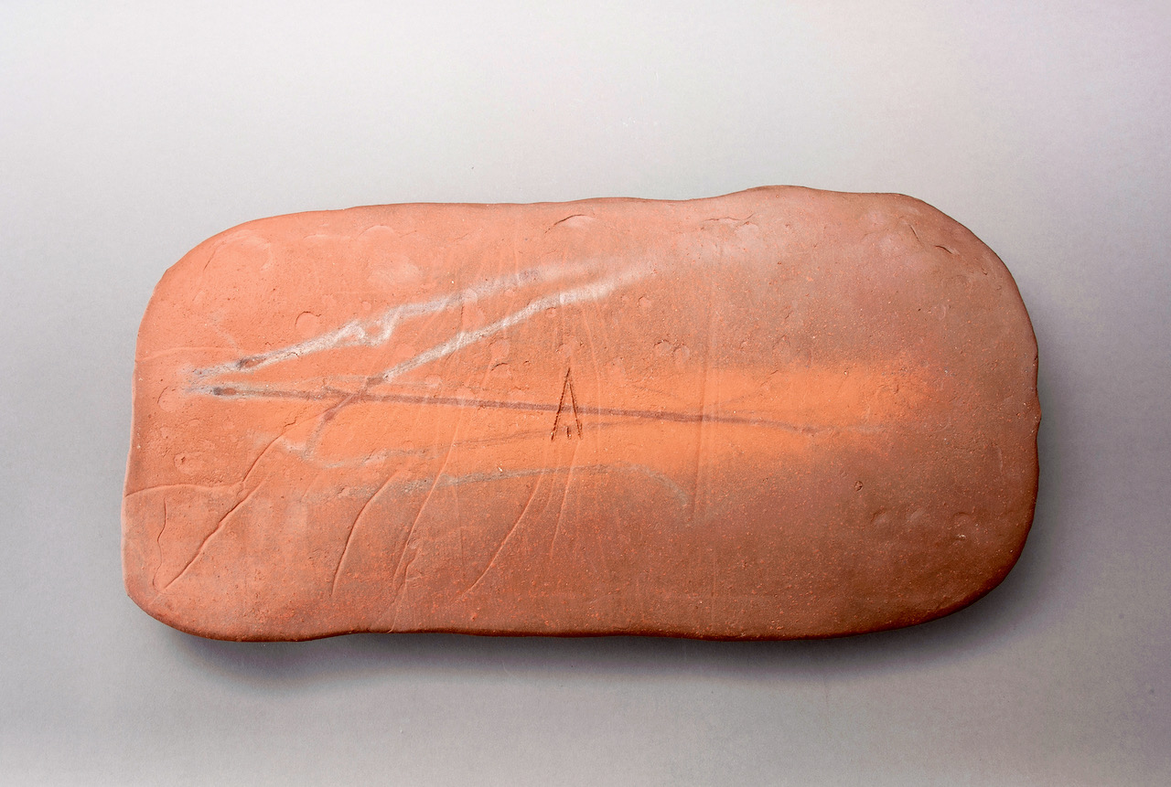 Large Bizen Plate by Living National Treasure Isezaki Jun